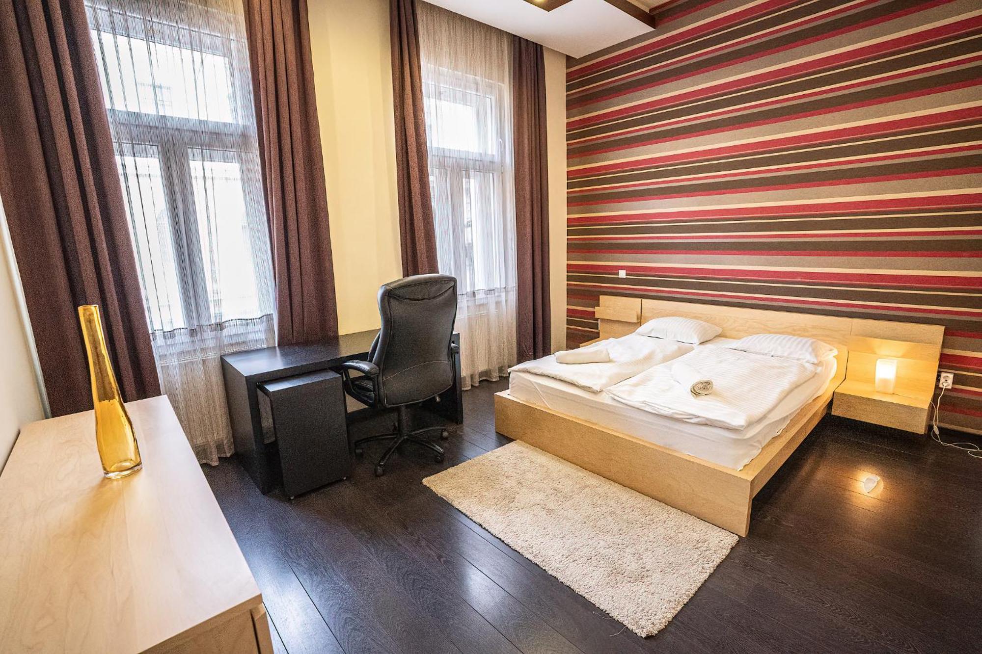 Kelemen Apartment แซแก็ด ภายนอก รูปภาพ