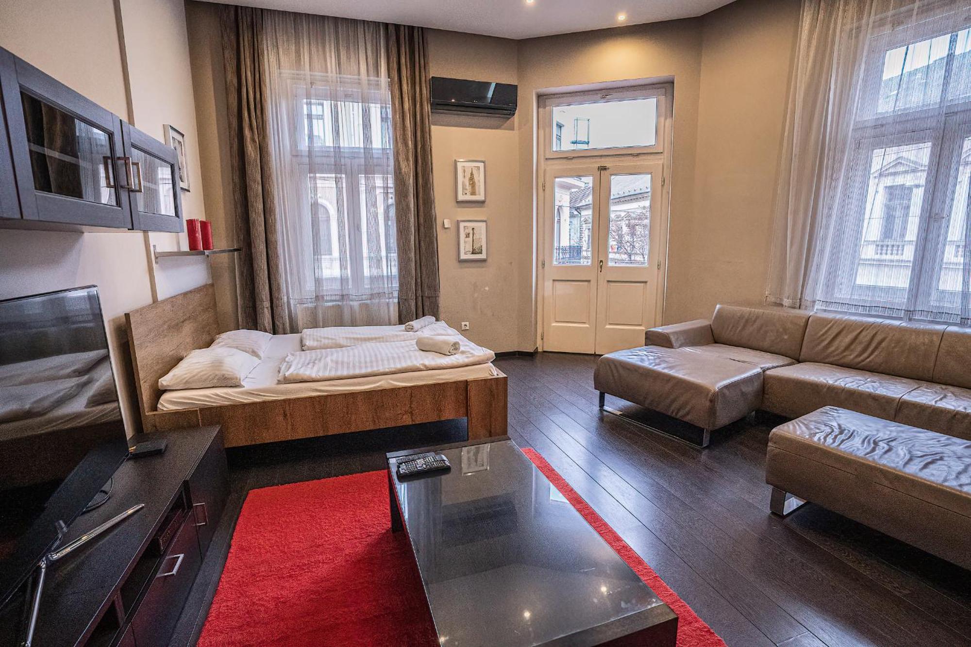 Kelemen Apartment แซแก็ด ภายนอก รูปภาพ